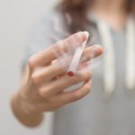 彼女にタバコを止めて欲しい時にあなたがとるべき行動は?