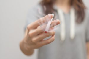 彼女にタバコを止めて欲しい時にあなたがとるべき行動は？