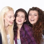 彼女が友達を優先しすぎ！悩む前に確認したい５つの事